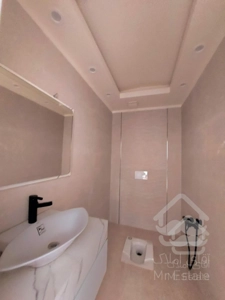 آپارتمان۱۳۰متر ۳خواب / تک واحدی