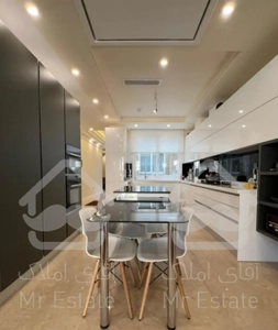 آپارتمان ۱۷۳ متری برای فروش در دزاشیب