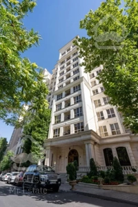 180متر شاهپسند نورگیر زندگی رویایی پاسداران