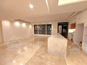 دوکله غرق نور/۱۴۴متر/۳خوابه/۲پارکینگ سندی باکس/