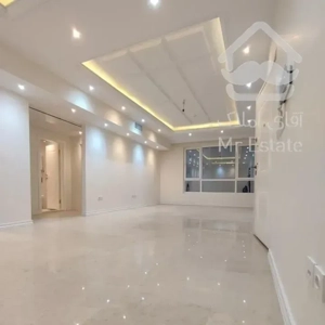 فروش آپارتمان سه خوابه طوقانی