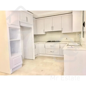 واحد رو به دریاچه ۸۰ متر توسط اتحادیه انبوه سازان