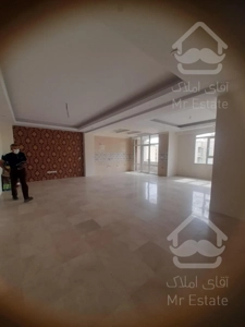 شمال جردن. تاپ ترین خیابان. ۲۶۰متر ۲پارکینگ سندی. ۱۵متر بالکن. کلید نزد مشاور