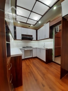 ۱۰۰ متر فاطمی بازسازی شده