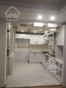 آپارتمان ۱۰۵ متری ، رو به آفتاب ، آلاله شرقی