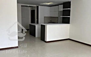 فروش واحد 112 متری در چیتگر با ویو دریاچه