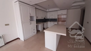 ۱۳۰ متر ( ۲ خواب / ۲ پارکینگ سندی / نورگیر ) شخصی