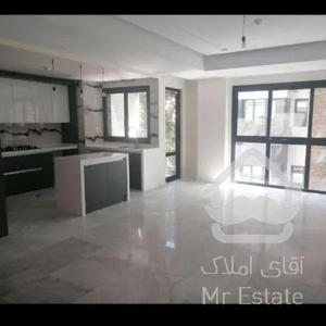 فروش اپارتمان ۱۱۰ متر*سالن پرده خور روبه جنوب