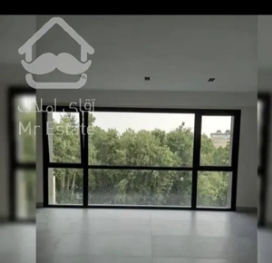 فروش واحد ۱۷۵ متری واقع در سازمان برنامه شمالی‌خیابان سرتیپ شفائی، سه خواب فول امکانات