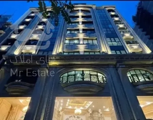 ولنجک 240 متری کلاسیک نوساز*2پارکینگ*فول با روف
