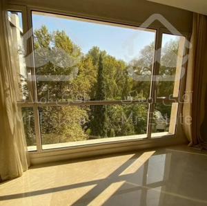 190 متری در پاسداران مستر