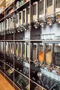 اجاره مغازه/تجاری براصلی/درتهران صادقیه