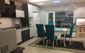 آپارتمان دو واحدی (ویلایی تور )آسانسور دار