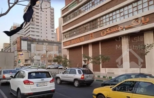 ۱۷۵ متر/ ۳خواب / اداری و تجاری / سند تک برگ