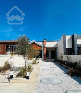 ویلا باغچه همکف 210 متری شهرکی سند تک‌برگ