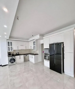 آپارتمان ۱۷۰ متری زیر قیمت منطقه ۳ خواب