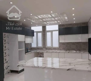 ۱۱۰ متر سعادت آباد /۲۴ متری/استخر و جکوزی/لابی