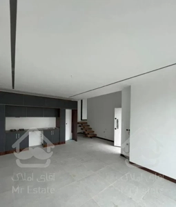 ونک شیخ بهایی شمالی ،برج نگین