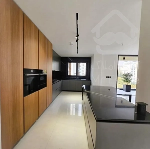 ۱۷۵ متر *نوساز فرعی زوج  **۲ پارکینگ سندی