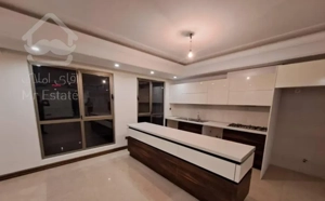 ۱۴۰ متر ۳ خوابه سهروردی شمالی آپادانا