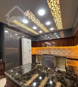 آپارتمان دوخواب/بغل پارک مشاهیر/پارکینگ دار
