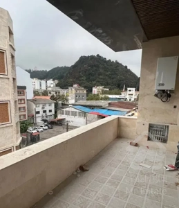 واحد۱۵۰متری  متریال عالی دوقدمی استخرویودار