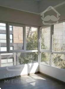 ۱۰۵متر۲خواب/غرق نور/ویودار/سالن پرده خور/دنج