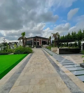 ویلا باغ 1000متری استخر آلاچیق زمین بازی کد 200
