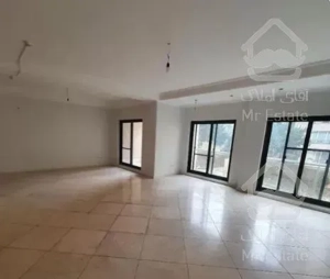 ۲۵۰ متر ۴ خوابه برج اصیل ماکویی پور