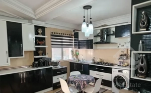 ۱۰۰ متری فول امکانات پلاک سوم از بر اصلی خ ساری