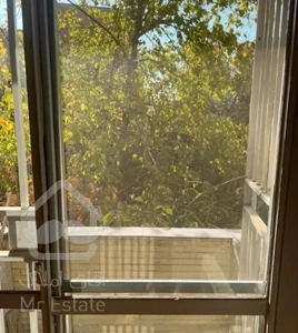 پاسداران دولت ۱۰۰متر۲خوابه پارکینگ ط اول رهن کامل