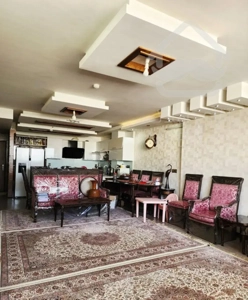 ۱۰۰متر آپارتمان لوکیشن بر پارک رستم شیرازی (ثِناق)