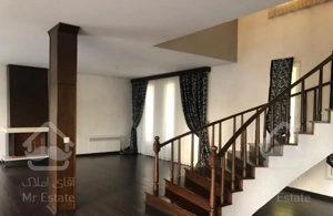 400 متر زمین 500 متر بنا  در لواسان