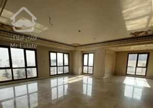 ۲۳۰ متر/نفت شمالی/۵ پارکینگ سندی