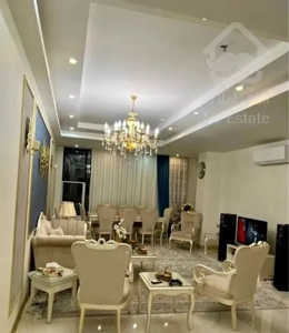 ۹۰ متر / فاز ۶ / رو به نما / تجهیز شده