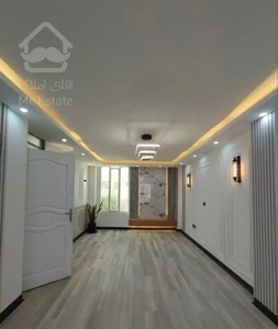 50متر*نورگیر سالن پرده خور*خوش نقشه*سندتکبرگ