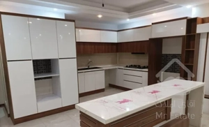 رهن آپارتمان ۹۶ متری ۲ خوابه طبقه ۳