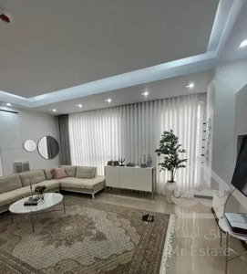 ۱۴۲متری فول طبقه۳ بنفشه۴سال ساخت شهرک راه آهن