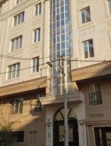 نفت/۶۰ متر دو خوابه/ ۱۲ ساله تراورتن