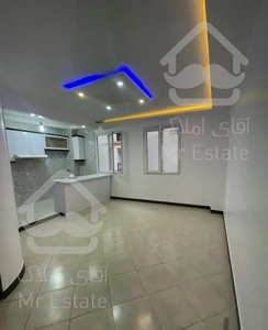 ۴۲ متر فول نورگیر