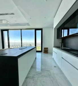 سبلان جنوب/۱۰۰متر دو خواب/فول امکانات/تک واحدی