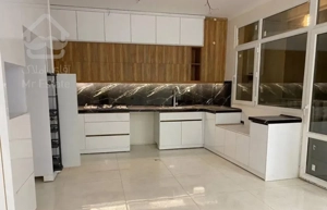 اجاره ۲۲۰ متر فول  تک‌واحدی تاپ‌لوکیشن بلوار اصلی