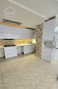 ۱۵۰ متر طبقه اخر در عظیمیه،رو به نما