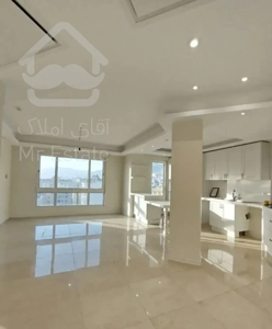 95متر استخر دار / 20 آیتم مشاعات / نوساز / برج باغ