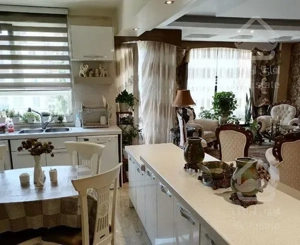 135 متر 3 خوابه/2 پارکینگ سندی/فرعی شمالی