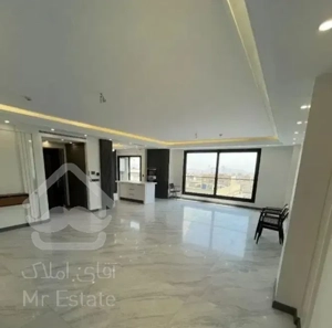 220 متر ، ساخت ۹۷ ،