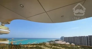 در بالکن ساحل مرجانی جزیره کیش زندگی کنید