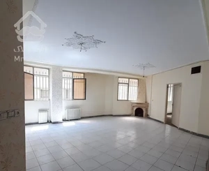 ۱۰۰ متر سندار