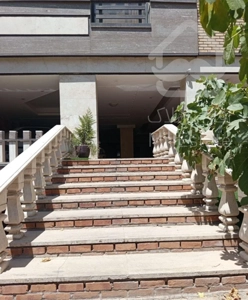 ۱۰۵ متر ۲ خواب فول امکانات خیابان ۱۷۸غربی