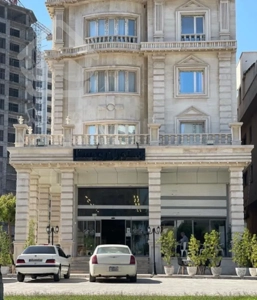 آپارتمان ۱۴۷ متری نخل زرین